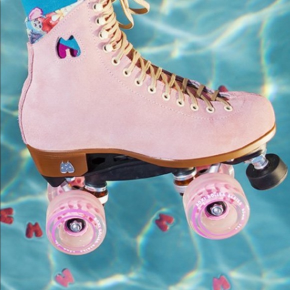 Meet your Posher, Laura - Picture 1 of 1